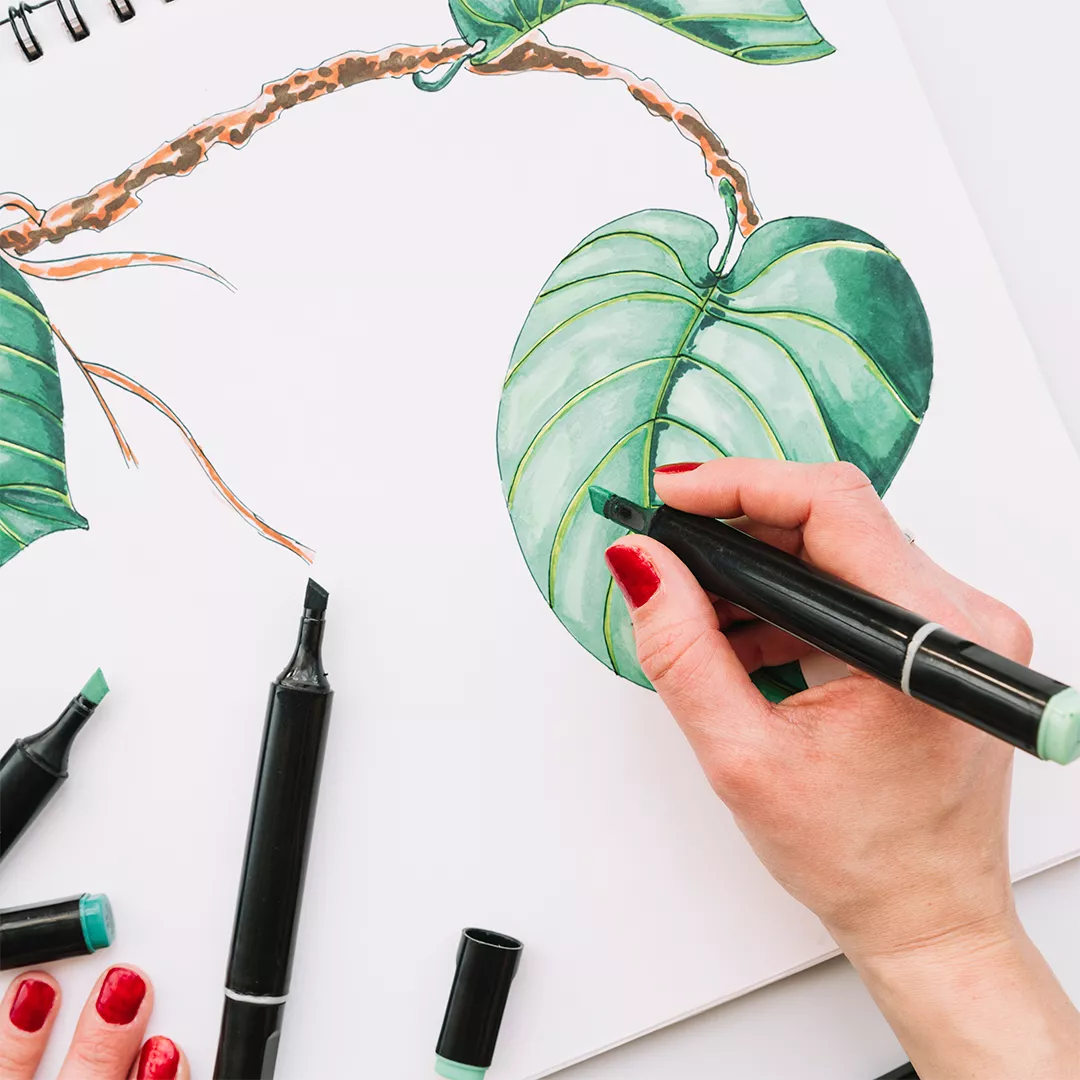 Disegnare in estate: i materiali creativi indispensabili